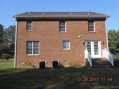 1310 Geron Ln, West Point, VA 23181 - photo 2