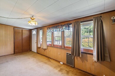 06-8488-48th-Ave-Covert-MI-49043-WindowS
