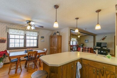 476 Morgan Rd, West Springfield, MA 01089 - photo 6