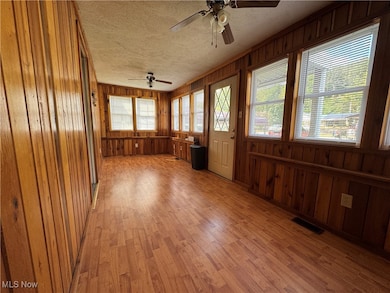 385 Center St, Clay, WV 25043 - photo 7