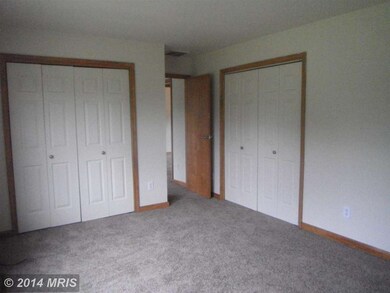 239 Warrior Dr, Bunker Hill, WV 25413 - photo 5