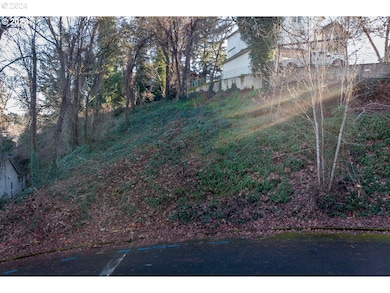 1686 SE McBrod Ave unit 3, Milwaukie, OR 97222 - photo 5