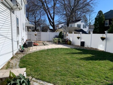 1391 Quincy Shore Dr, Quincy, MA 02169 - photo 7