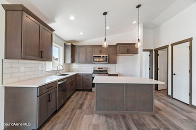8496-Ferguson-Lane-1030