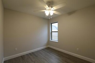 919 N Barrett Ave, Denison, TX 75020 - photo 7