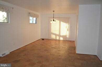 103 Curry Ct, Joppa, MD 21085 - photo 5