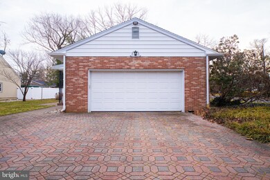 2459 Buttonwood Dr, Vineland, NJ 08361 - photo 6