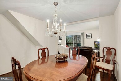 10749 Bridlerein Terrace, Columbia, MD 21044 - photo 6