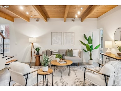 714 NE 61st Place, Portland, OR 97213 - photo 5