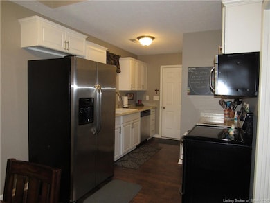 2596 W Robin Rd, New Albany, IN 47150 - photo 7