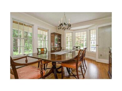 Dining Room. Elegant Dining Room
