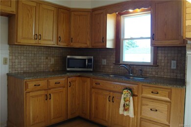 Exquisite Custom Made Kitchen- Hand made by the Am