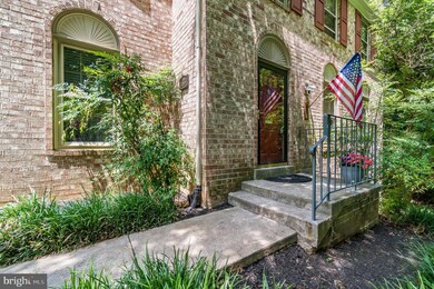 4613 Briar Patch Ct, Fairfax, VA 22032 - photo 3