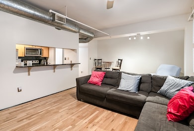 Bennie Dillon unit 208, Nashville, TN 37203 - photo 5