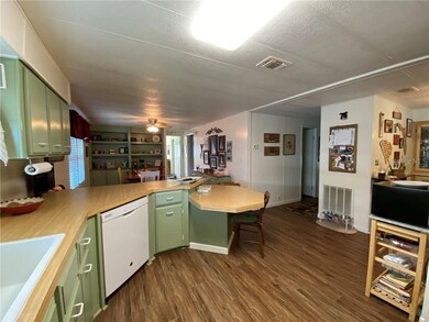Open and airy floor plan, from the foyer walk into