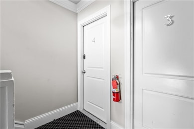 3841 Wyandotte St, Kansas City, MO 64111 - photo 3