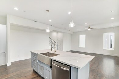 Kitchen with ceiling fan, stainless steel dishwash