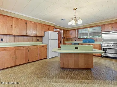 1085 Cherokee St, Biloxi, MS 39530 - photo 5