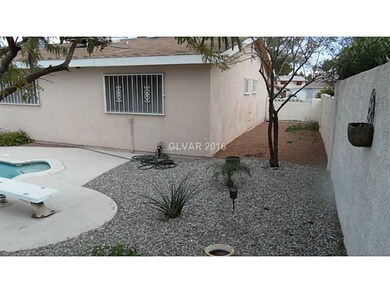 4149 Meadowglen Way, Las Vegas, NV 89121 - photo 4