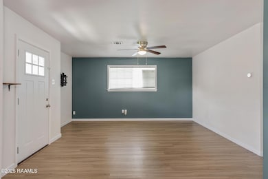 4-web-or-mls-164 Mimosa Pl-4