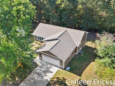 833 Morgan Dr, Belding, MI 48809 - photo 2