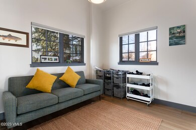 2465 Saddleridge Loop B MLS-3