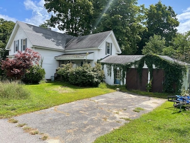 23 Highland St, Townsend, MA 01469 - photo 2