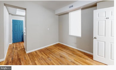 210 S Augusta Ave, Baltimore, MD 21229 - photo 2