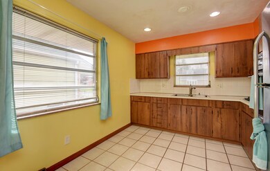 Kitchen (3)