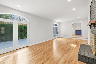 93 Putting Green Rd N, Trumbull, CT 06611 - photo 7