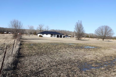 430211 Texanna Rd, Porum, OK 74455 - photo 4