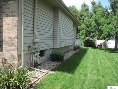 2118 Dana Ln, Papillion, NE 68133 - photo 6