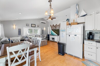 118WSwordfishWay-1