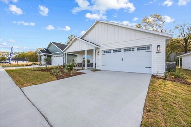 6682 SW 10th Ln, Gainesville, FL 32607 - photo 4