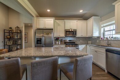 512 Brinley St, Tontitown, AR 72762 - photo 6