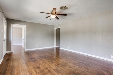 1406 Arvel Cir, Azle, TX 76020 - photo 5