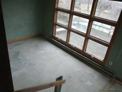 5 Seaforth Rd, Troy, NY 12180 - photo 5