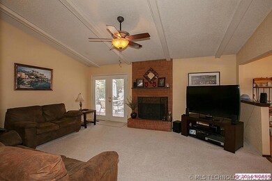 400 W Los Angeles St, Broken Arrow, OK 74011 - photo 4