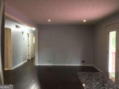 5826 Simone Dr, Stone Mountain, GA 30087 - photo 5