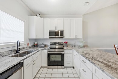 4251 Hibiscus Dr unit 303, Little River, SC 29566 - photo 6