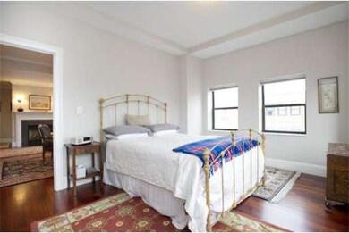 440 Commercial St unit 602, Boston, MA 02109 - photo 7