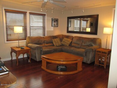 Living room 1