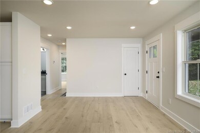 2721 Colonial Dr, New Albany, IN 47150 - photo 7