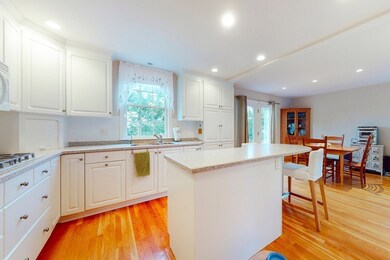 600 Trapelo Rd unit 16, Waltham, MA 02452 - photo 6