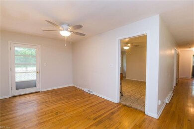 944 Eggleston Rd, Aurora, OH 44202 - photo 3