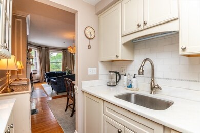 164 Beacon St unit 2, Boston, MA 02116 - photo 5