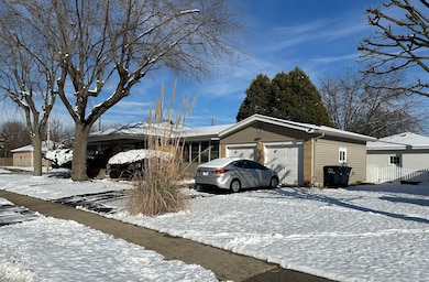 7 Chester Dr, Beech Grove, IN 46107 - photo 4