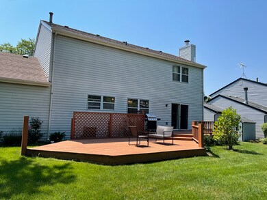 1809 Lisson Rd, Naperville, IL 60565 - photo 2