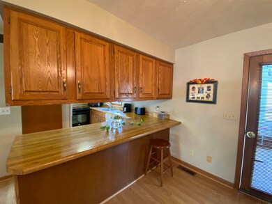 324 Maple St, Tipton, IN 46072 - photo 5