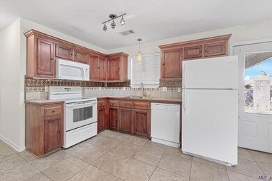 7510 Jackie Ct, Addis, LA 70710 - photo 5